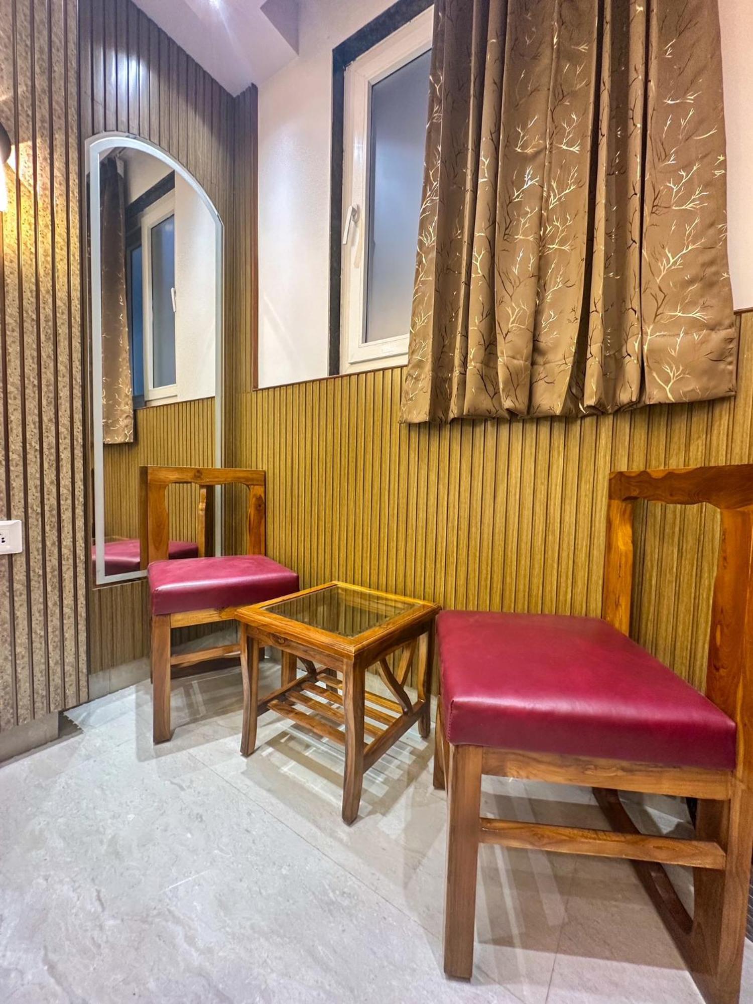 Bed and Breakfast Delhi Delight Premium à New Delhi Extérieur photo