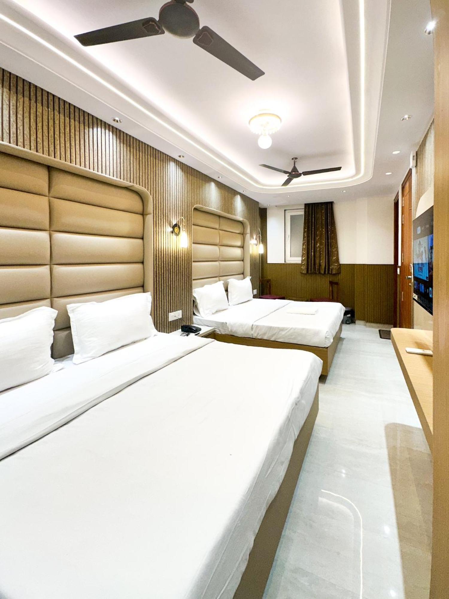 Bed and Breakfast Delhi Delight Premium à New Delhi Extérieur photo