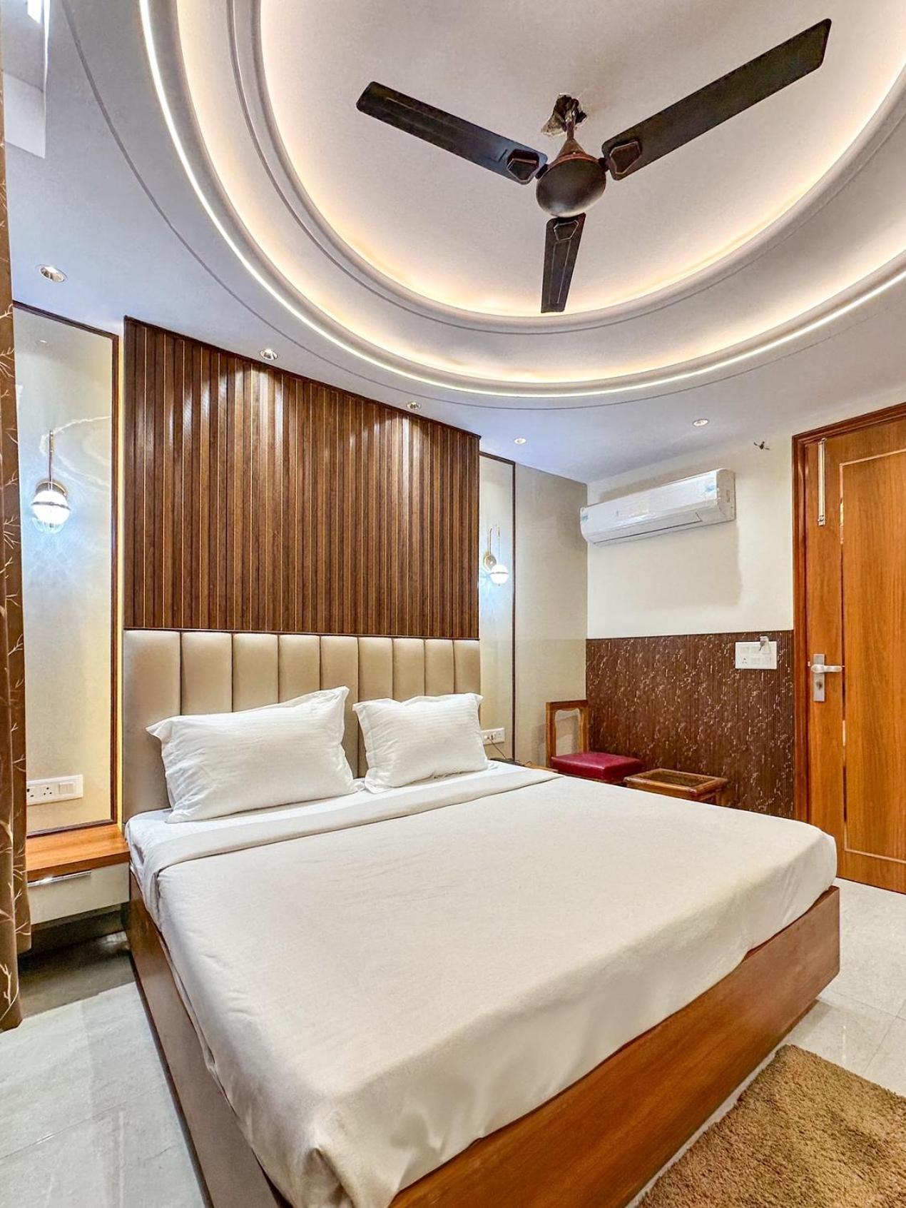 Bed and Breakfast Delhi Delight Premium à New Delhi Extérieur photo