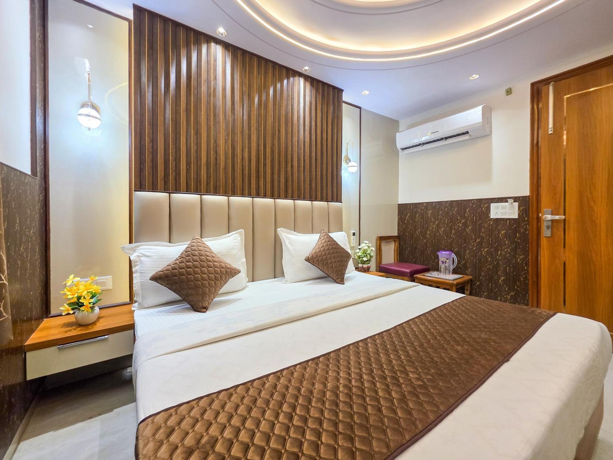 Bed and Breakfast Delhi Delight Premium à New Delhi Extérieur photo